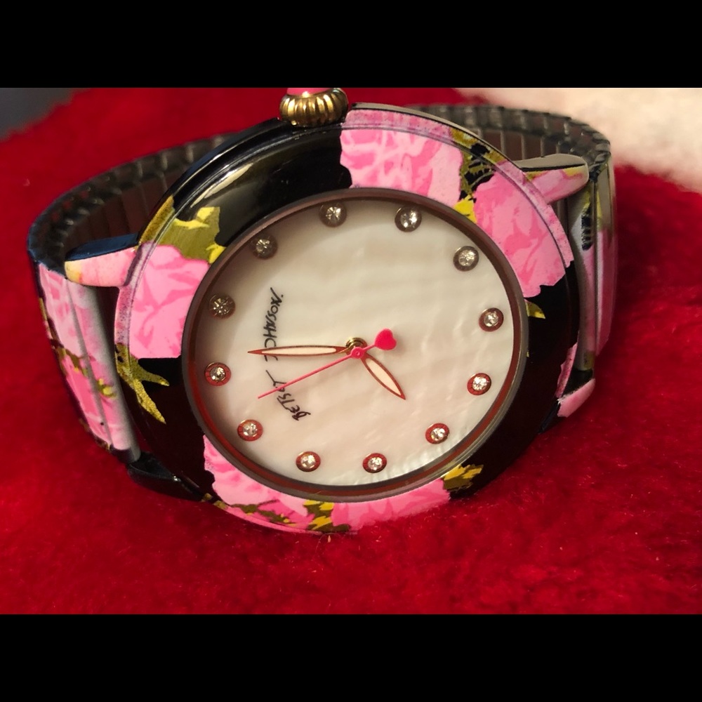 Betsey Johnson watch like new
